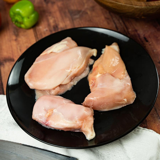http://whiteoakpastures.com/cdn/shop/collections/200818-pastured-chicken-breasts-boneless_-skinless-uncooked-chicken-900x900-dsc00318_1200x630.jpg?v=1617389445